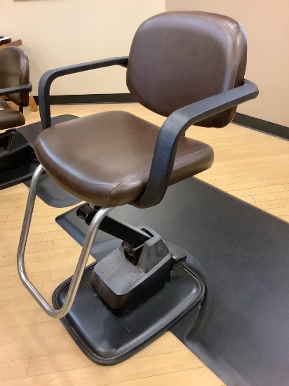 Takara Styling Chair