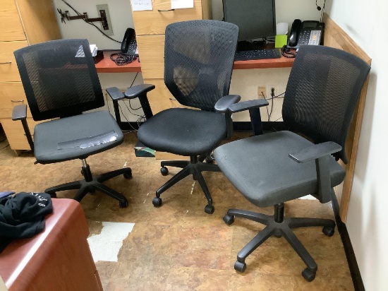 Office Chairs and Desk