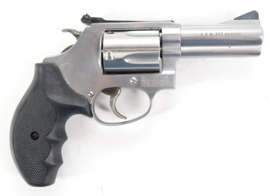 Smith & Wesson 60-10 Chiefs Special Double Action Revolver
