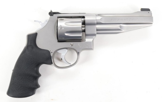 Smith & Wesson Model 627-5 Performance Center Double Action Revolver