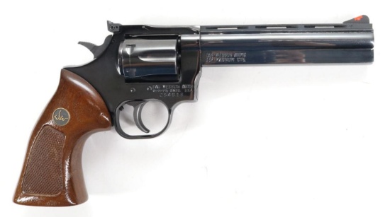 Dan Wesson Model 15-2VH Double Action Revolver