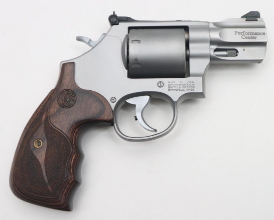 Smith & Wesson 686-6 7X Performance Center Double Action Revolver