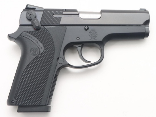 Smith & Wesson Model 3914 Semi Automatic Pistol