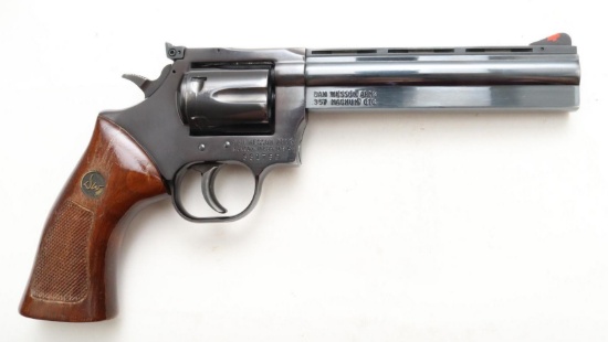 Dan Wesson 15-2VH Double Action Revolver