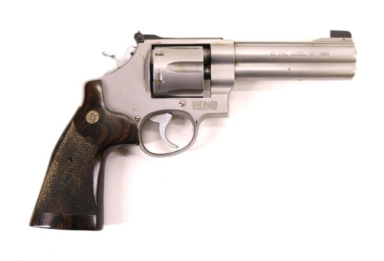 Smith & Wesson 625-2 Model Of 1989 Double Action Revolver