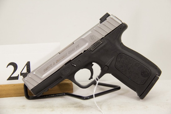 Smith & Wesson, Model SD40VE, Semi Auto Pistol,