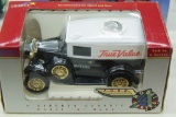 1/25 Liberty Classic Ford Model A Van Bank