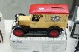1/25 ERTL 1923 Chevy Truck Bank #255 Case