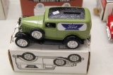 1/25 ERTL 1932 Ford Delivery Bank