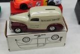 1/24 ERTL 1940 Chevy Panel Van Bank #GD-6049