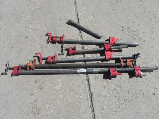 Pipeclamps lot