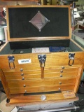 Loaded Windsor 8 drawer machinest tool box with key