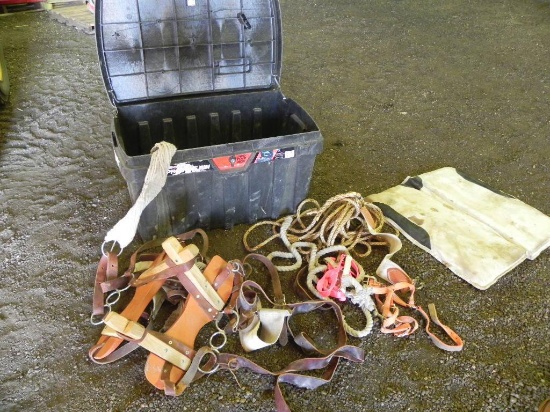 Pack saddle and plastic storage bin