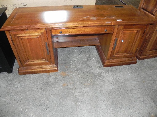 Stanley furniture desk