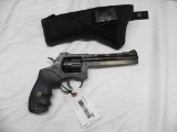 Commanche 2 32 auto revolver with holster