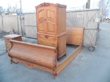 High Dollar Oakwood Interiors Versailles sleigh bed bedroom set (queen size)