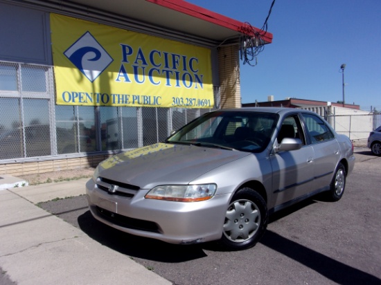 1999 Honda Accord Silver--VIN# JHMCG5642XC011833