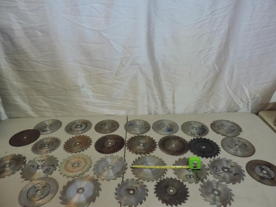 Massive lot of 40 plus saw blades from 5.5" to 7 1/4".