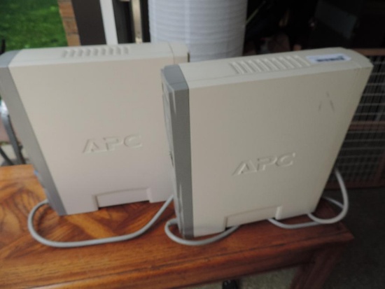 2 APC back-ups RS 1500 power supplies.