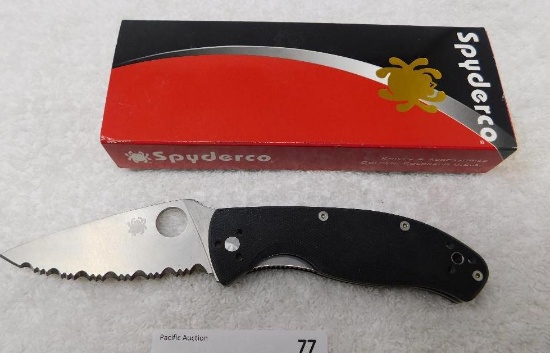 Spyderco Tenacious knife