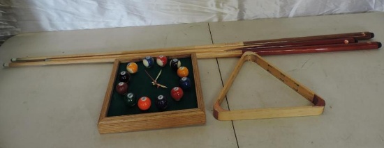 3 Dufferin pool que's, rack and a untested pool clock.