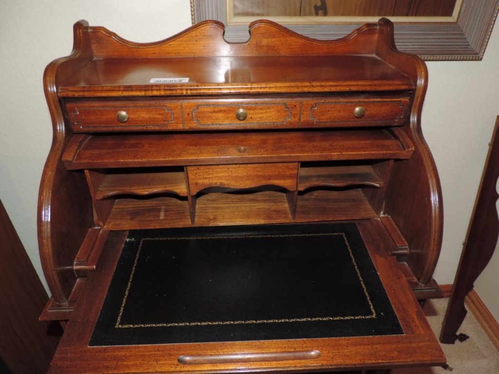 National Mt Airy Small Roll Top Secretary Desk With Leather