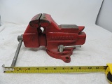 Craftsman # 506- 51801 vise in good condition.