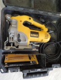 Dewalt DW331 Orbital Jigsaw with case and new extra blades.