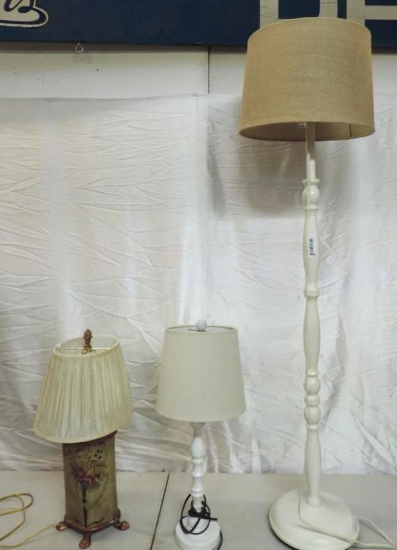 2 Table lamps and white floor lamp.
