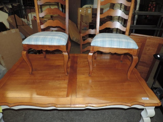 Eathan Allen table with 4 chairs.