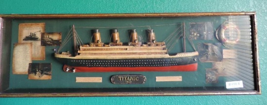 4.x13x3" Titanic shadow box/