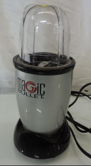 Magic bullet chopper (tested operable).