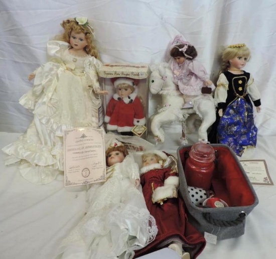Six collector dolls lot.