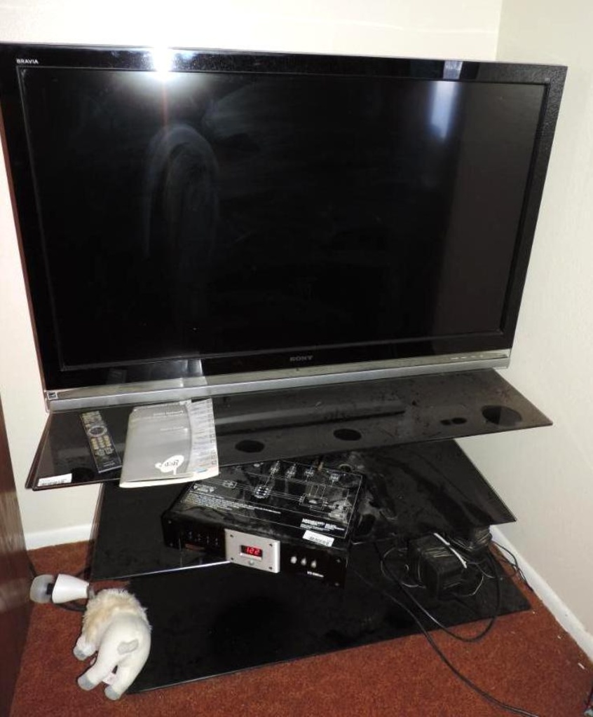 Lot Sony 52 Lcd Tv With Glass Top Stand Proxibid Auctions Sony 52 Lcd Tv With Glass Top Stand