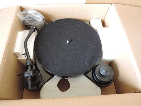 Pro-Ject audio systems RM 1.3 Genie turntable.