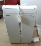 Sharpe CV-P10NC portable AC unit in excellent used condition.