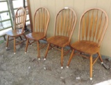 Set of 4 oak chairs.