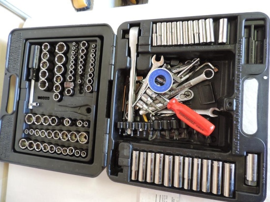 Craftsman 127 piece Mechanics tool set.