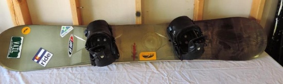 K2 Recon Riser snow board.