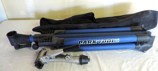 Park PRS-5 professional race stand with case.