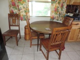 Table with 4 chairs.