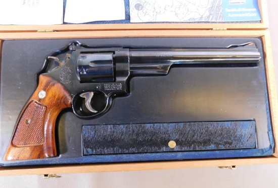 Smith & Wesson - 29