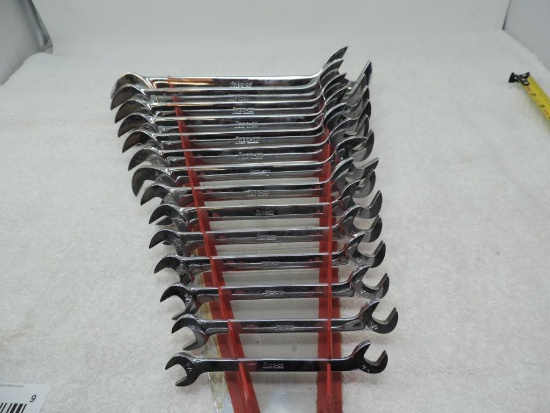 Snap On SAE 14 piece offset wrench set.