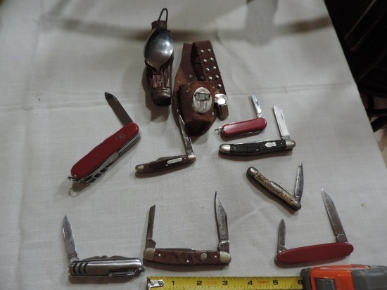 Pocket knife assortment.