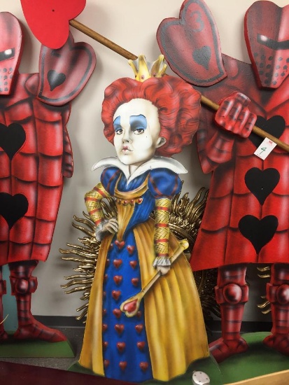 Character Cutout - Queen of Hearts movie style
