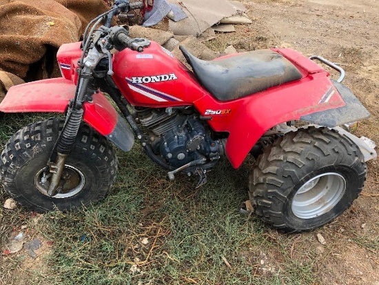 Honda 250SX 3 wheeler