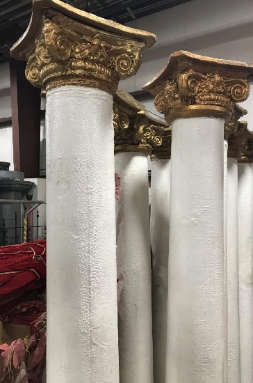 White Glittered/Gold top Palace columns 8' tall 6 pc. #2