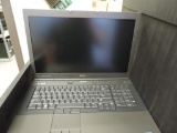 Dell M6600 laptop computer for parts and repair.