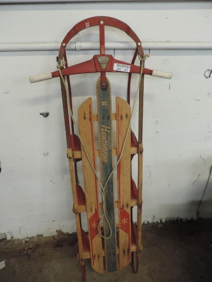 Vintage Ward's Hawthorne sled.