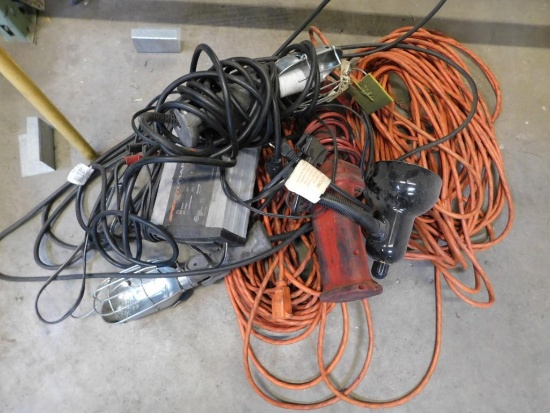 Extension cords and trouble lights